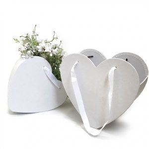 W9680 White Heart Shape Hanger Flower Box Set of 2