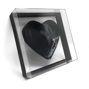 X Large Black Transparent Hard Plastic Square Flower Box With Heart Shape In The Middle