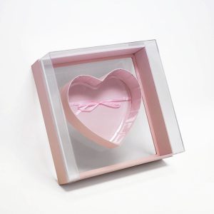 Pink Transparent Hard Plastic Square Flower Box With Heart Shape In The Middle