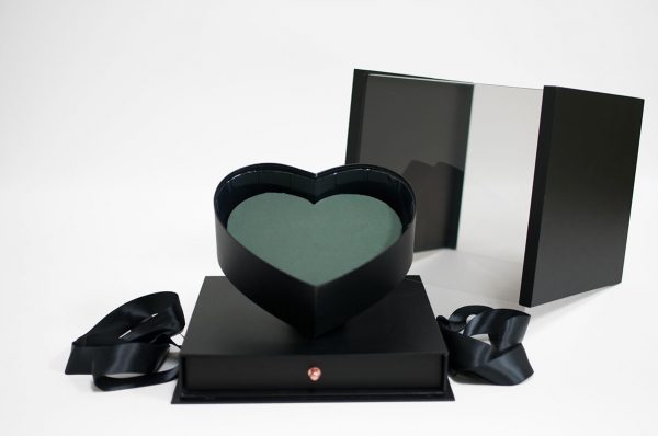Black Acrylic Square Flower Box Tilted Heart Center And Drawer