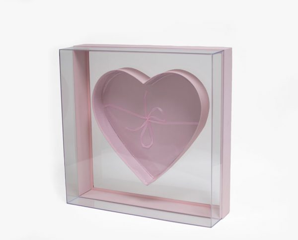 X Large Pink Transparent Hard Plastic Square Flower Box With Heart Shape In The Middle