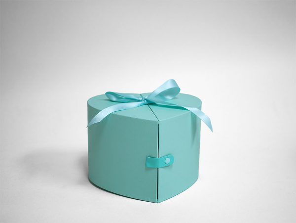 W7278 Mint green Heart Shape Flower Box With Ribbon
