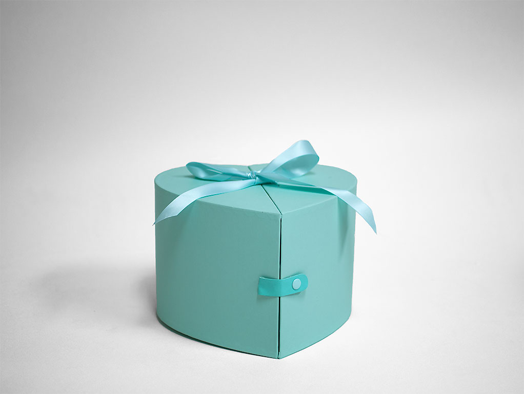 W7278 Mint green Heart Shape Flower Box With Ribbon W7278 Mint green Heart Shape Flower Box With Ribbon