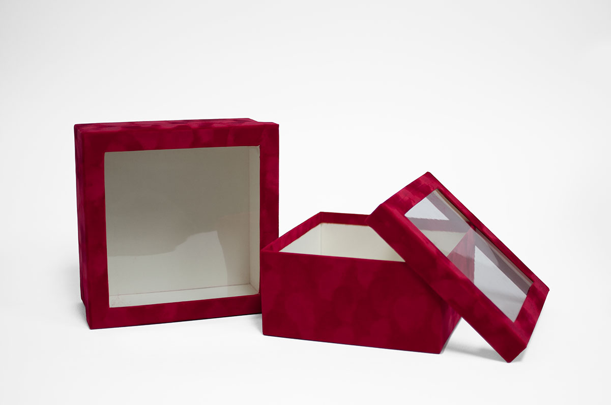 w7338 Red Velvet Square Flower Box with Window Set of 2