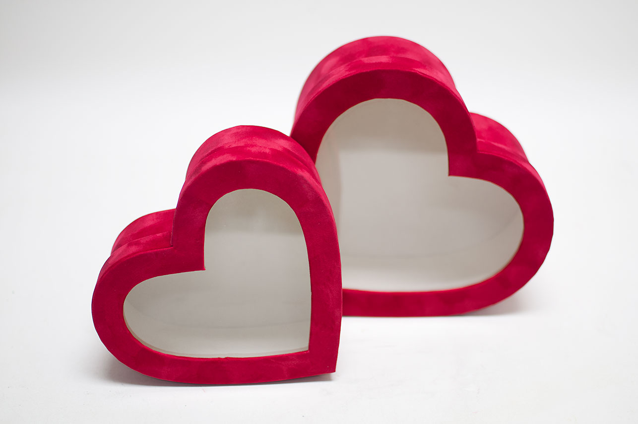 w7761 Red Velvet Heart Shaped Flower Box with Window Set of 2
