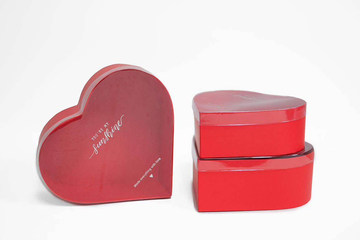 W9826 Clear Lid Red Heart Shape Flower Box Set of 3 W9826 Clear Lid Red Heart Shape Flower Box Set of 3