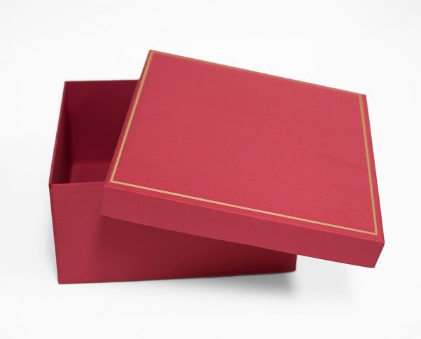Small Red Square Shape Flower Box