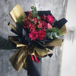 Golden Plastic Waterproof Flower Papers (pack of 20)