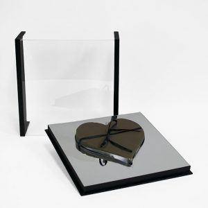 1141A Black Magic Mirror Love Box with Heart Shape in the Middle with foam